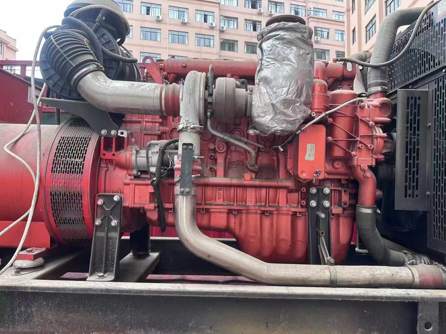 胡市镇如何选择适合 600kW 柴油发电机组的过载保护器？