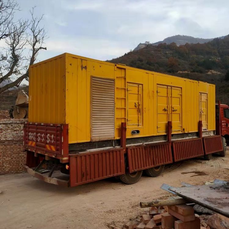 胡市镇200kW 发电机组在带电阻性负载时，输出功率会受到哪些因素的影响？